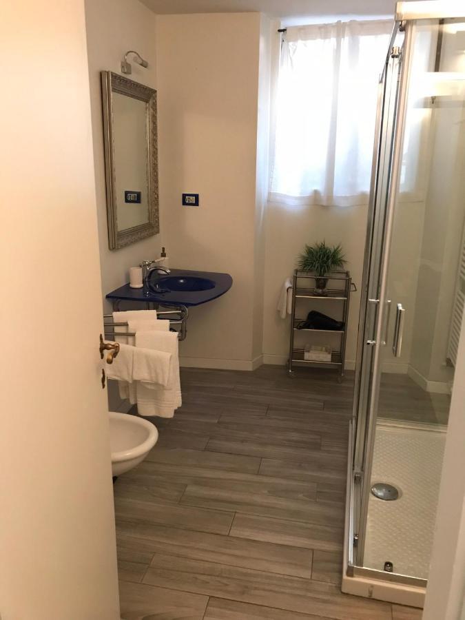 Cynthia'S Garden - Apartment With Private Garden In Santa Croce Флоренция Екстериор снимка