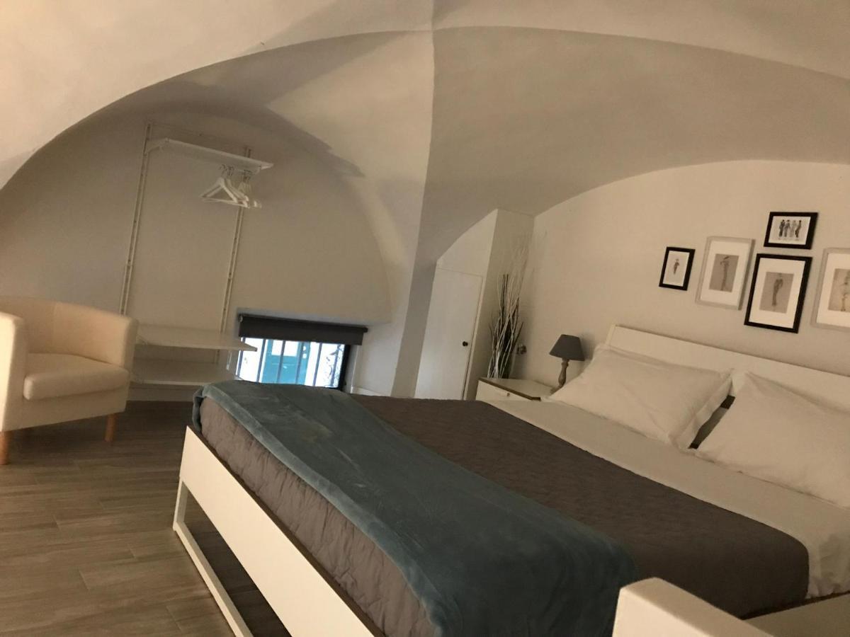 Cynthia'S Garden - Apartment With Private Garden In Santa Croce Флоренция Екстериор снимка